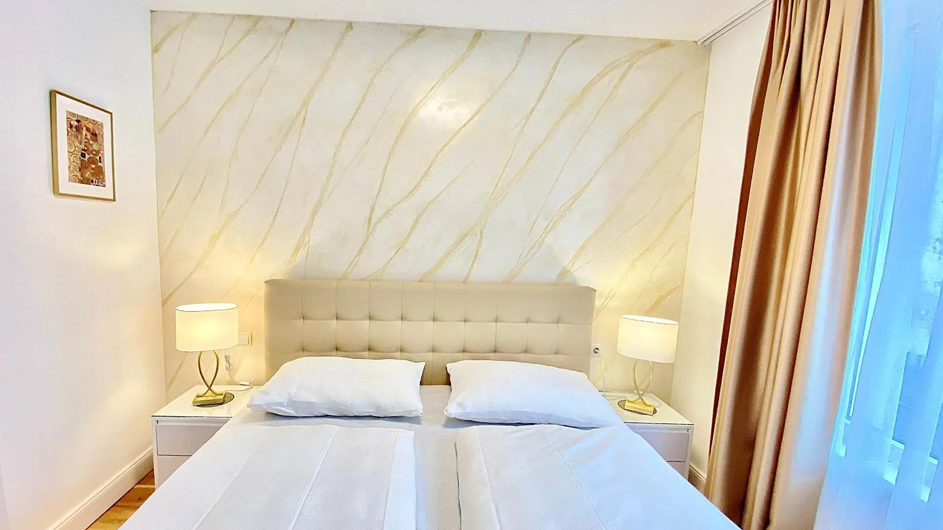 Steiner Residences Vienna Rembrandt 0*,  Austria